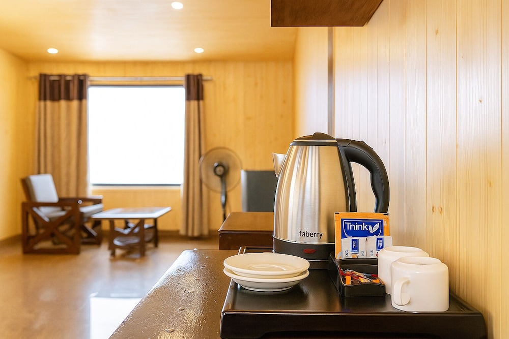 HOTEL SUNNY COT 27/55
