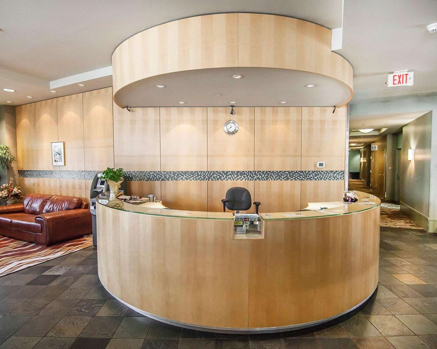 Comfort Hotel Vancouver Airport 8/44
