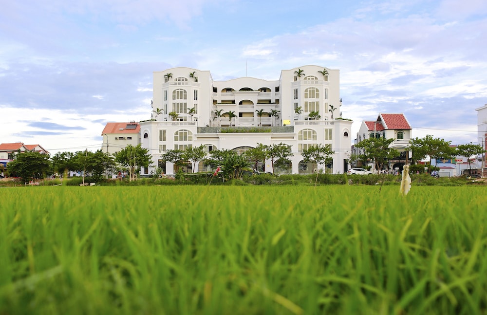 Lasenta Boutique Hotel Hoian 4/75
