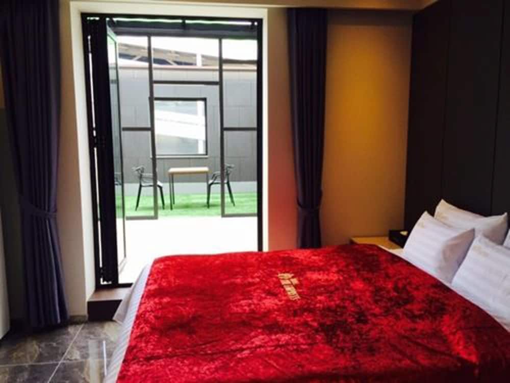 ROOM, DOUBLE BED, TERRACE