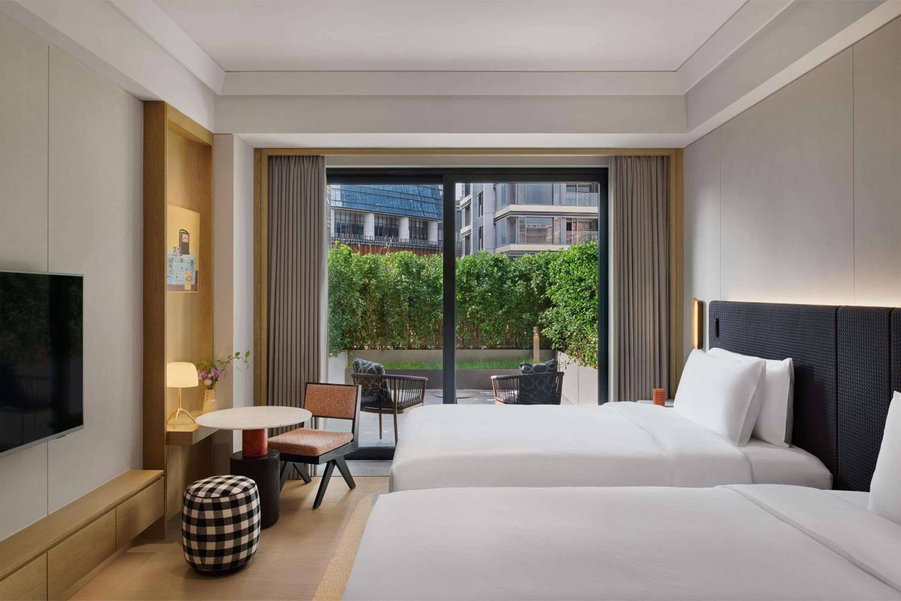 Deluxe, Twin Beds, Private Garden