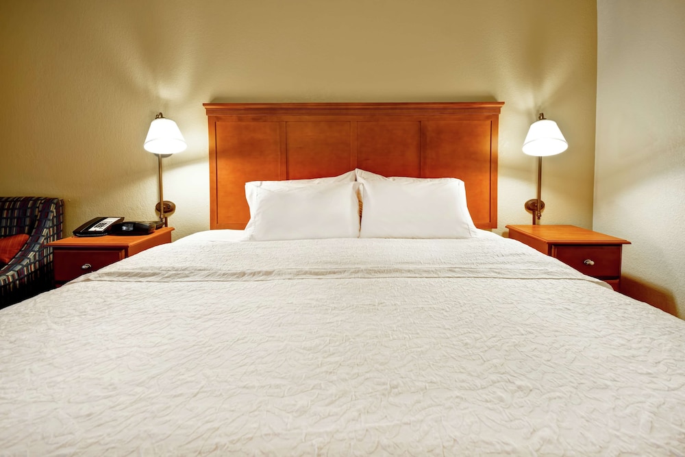 Hampton Inn Louisville-Airport 22/56