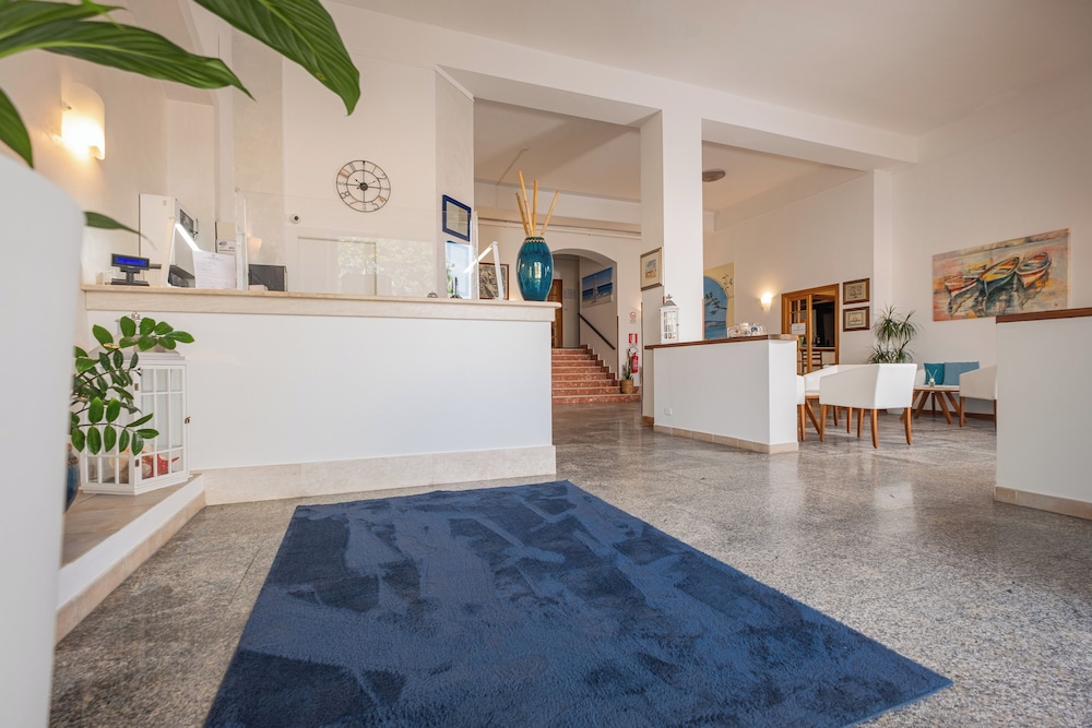 HOTEL IL GABBIANO 3/25
