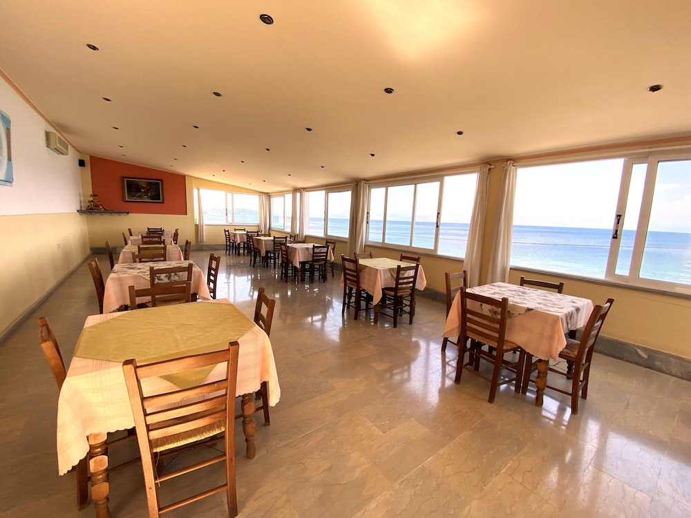 El Greco Hotel 28/50