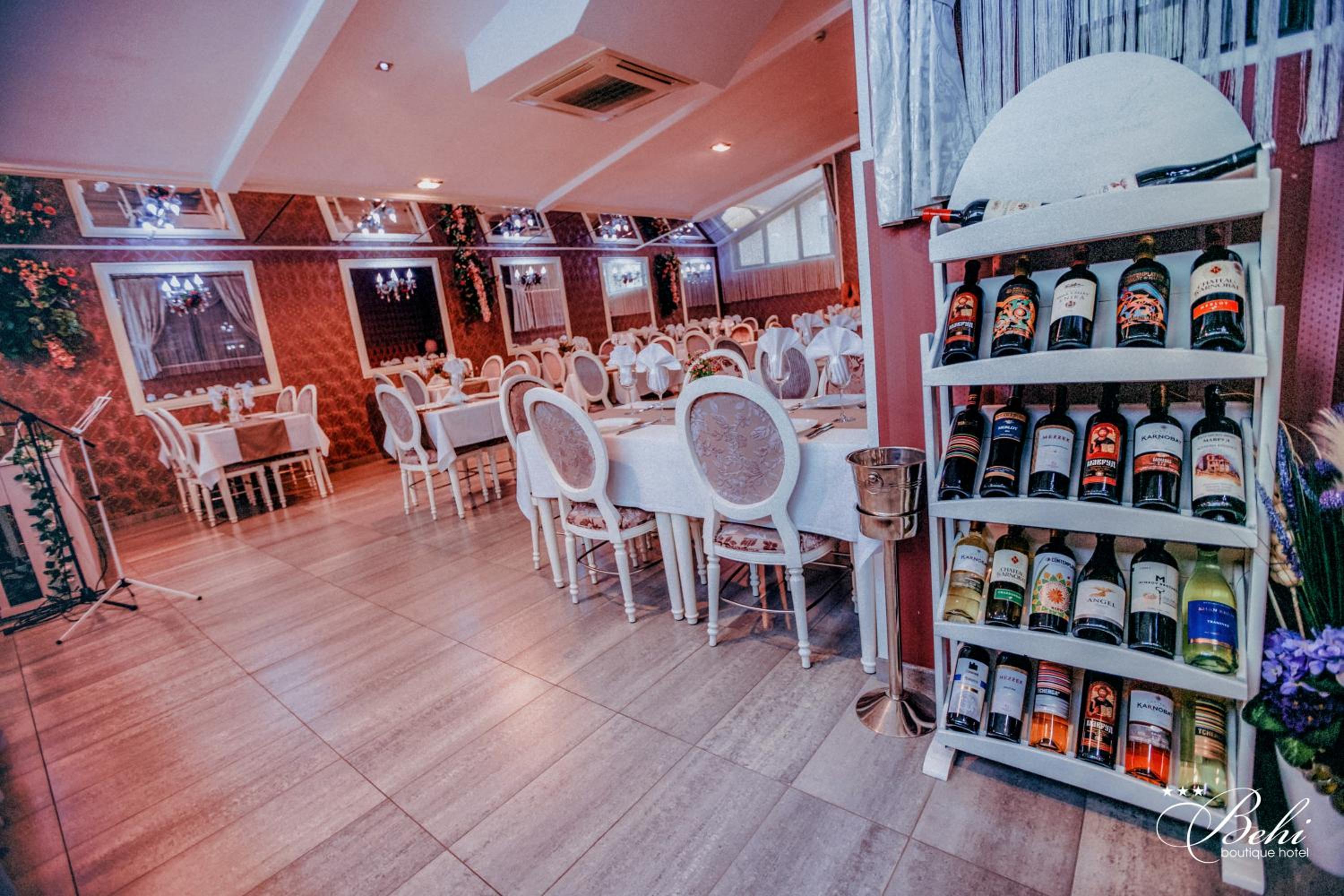 Boutique Hotel Behi 38/50