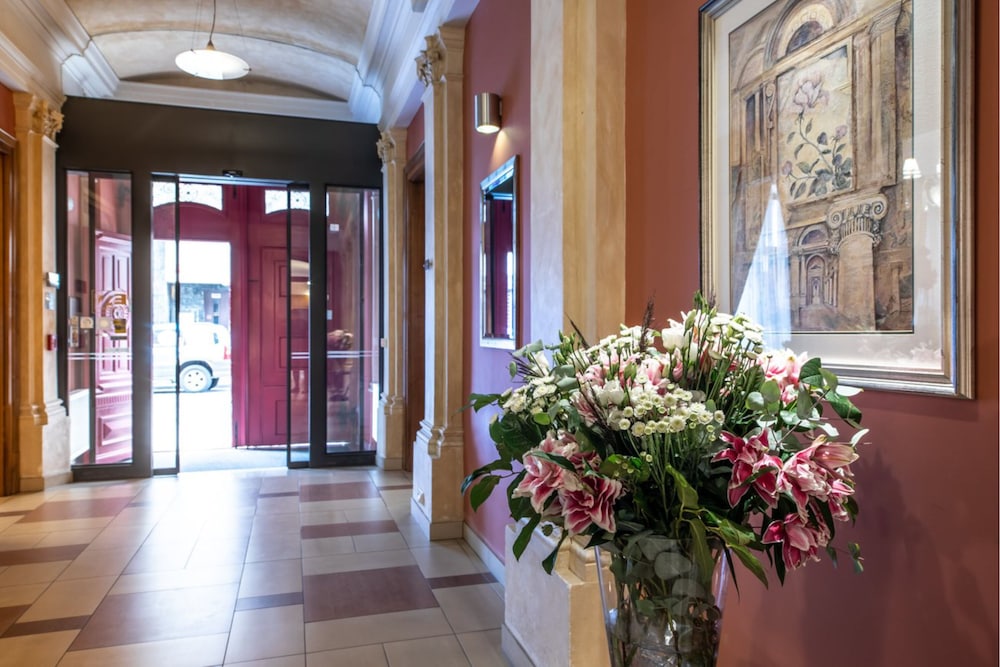 Ea Embassy Prague Hotel Formerly Euroagentur Art Embassy 5/45