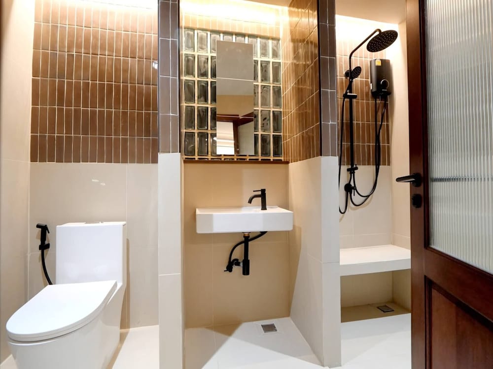 Athithara Homestay 62/68