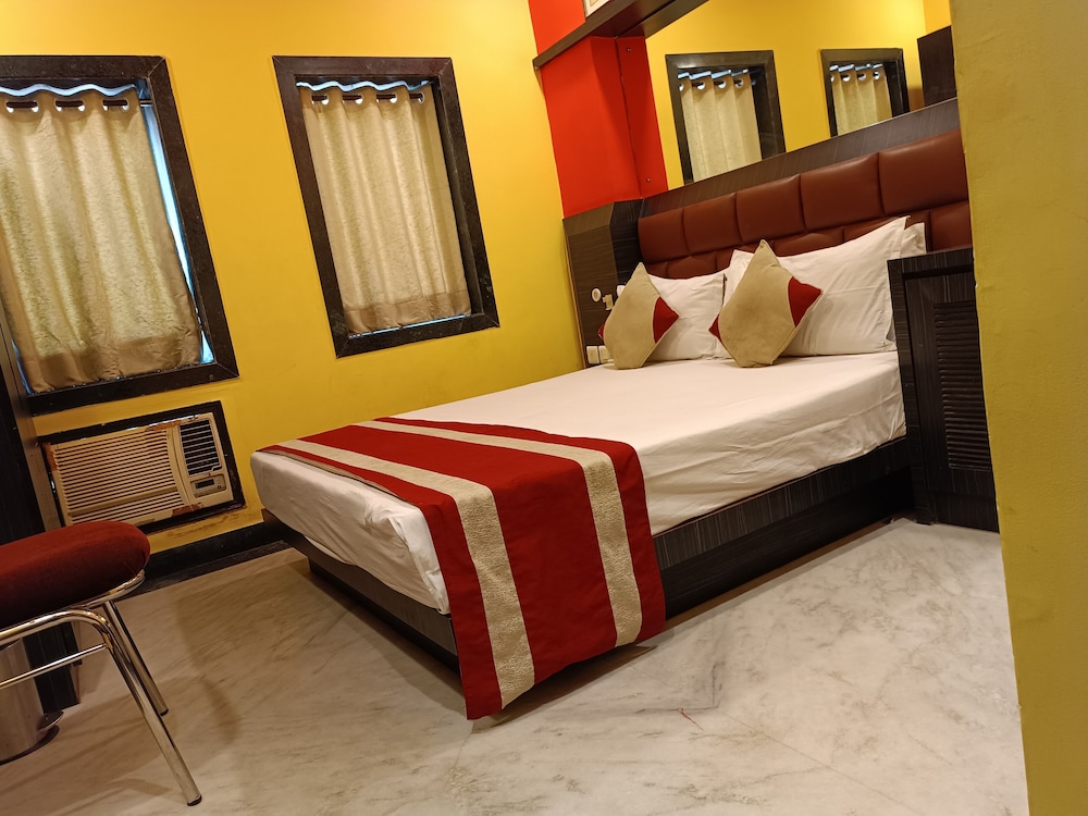 Hotel Mulberry, Kolkata 12/25