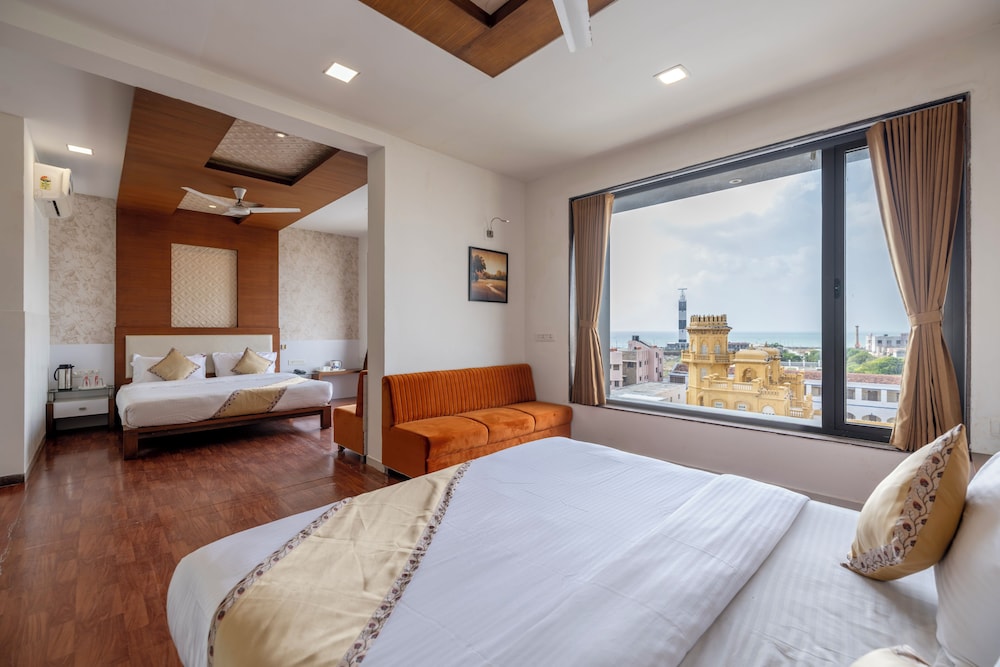 Manek Svasti Inn 12/50