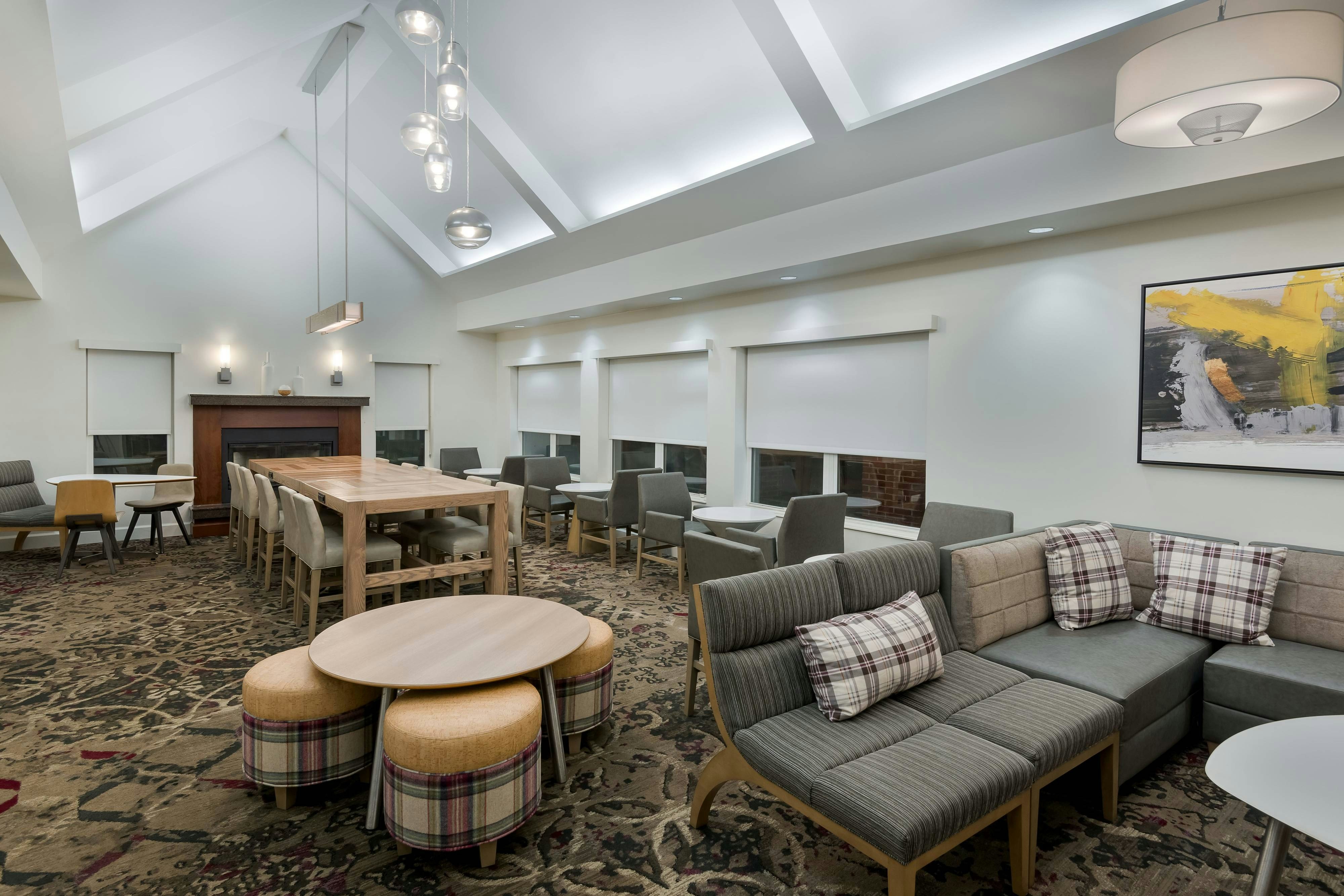 Residence Inn by Marriott Mobile 17/28
