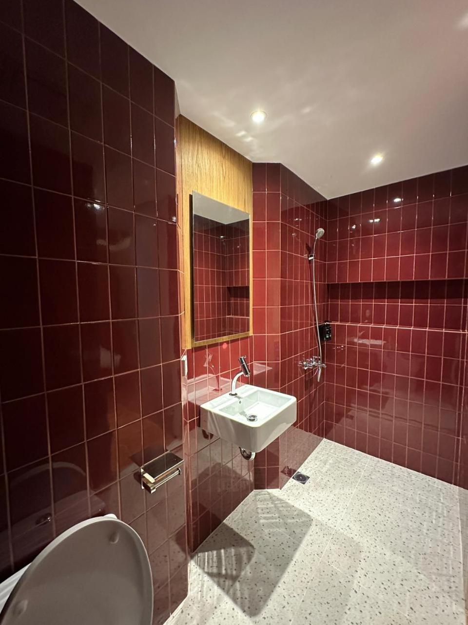 Aksara Hotel by Aruna Group 46/49