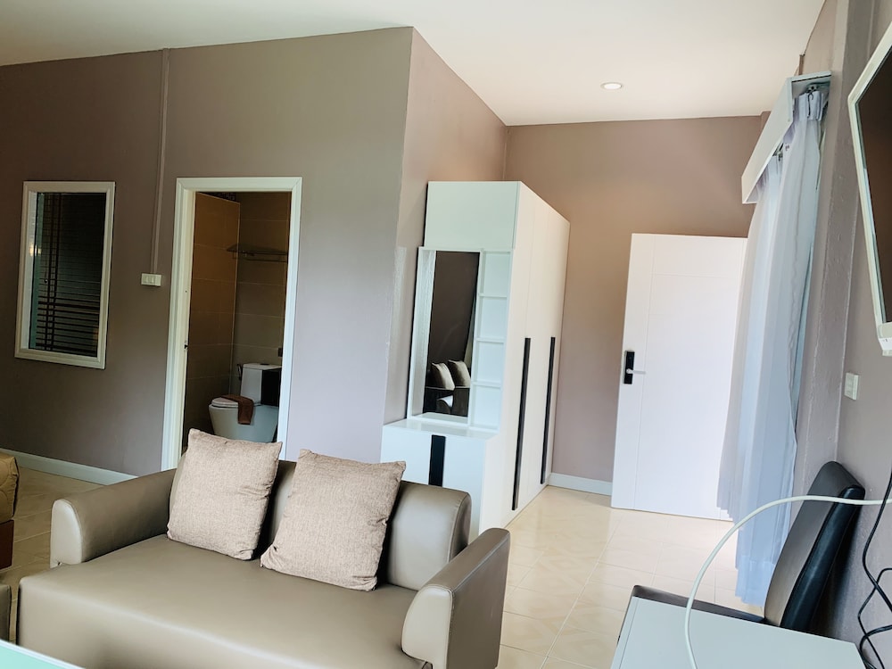 Bella Vista Beach Resort Koh Lipe 50/70