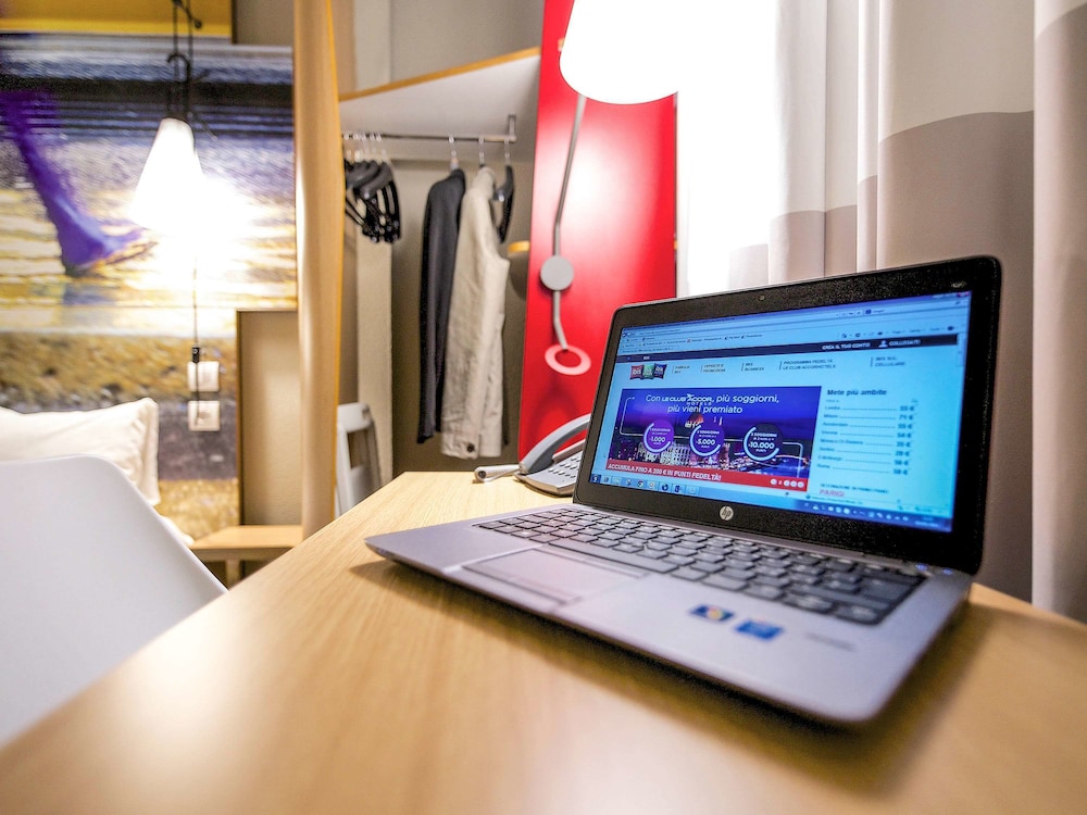 Ibis Milano Centro 43/77