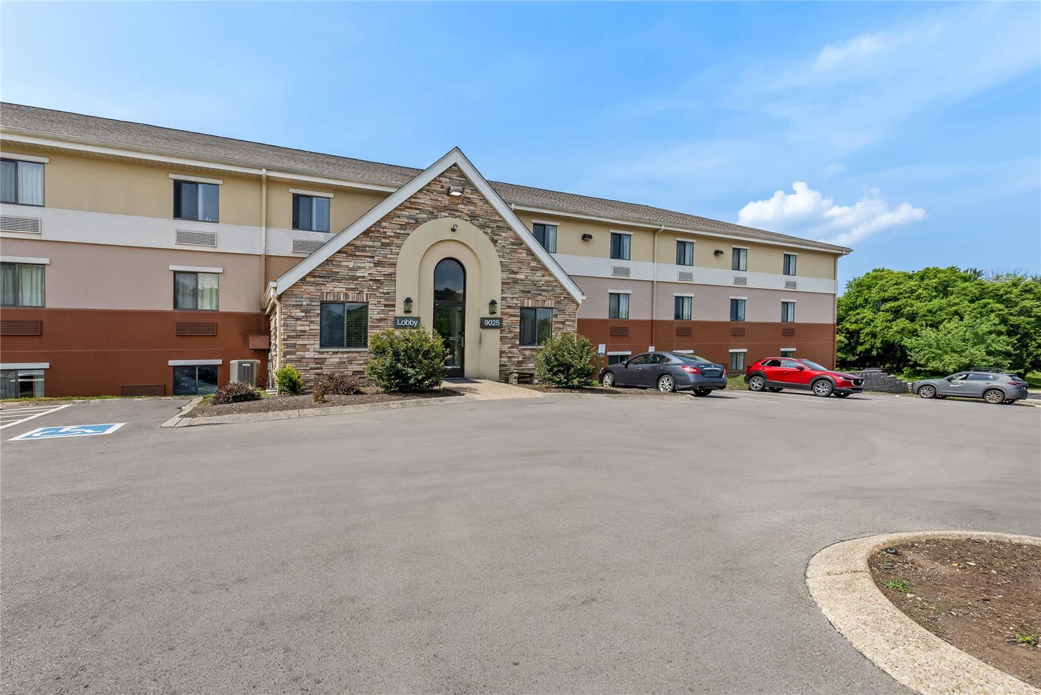 Suburban Studios Brentwood - Nashville 7/11
