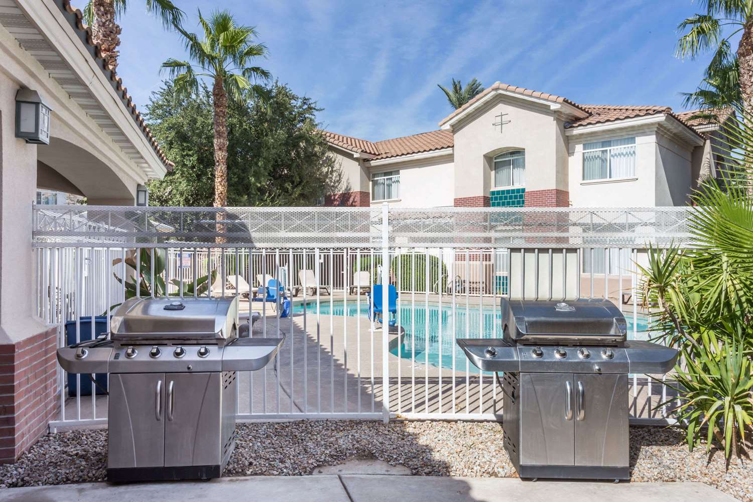 Hawthorn Suites by Wyndham Chandler Phoenix Area 17/20