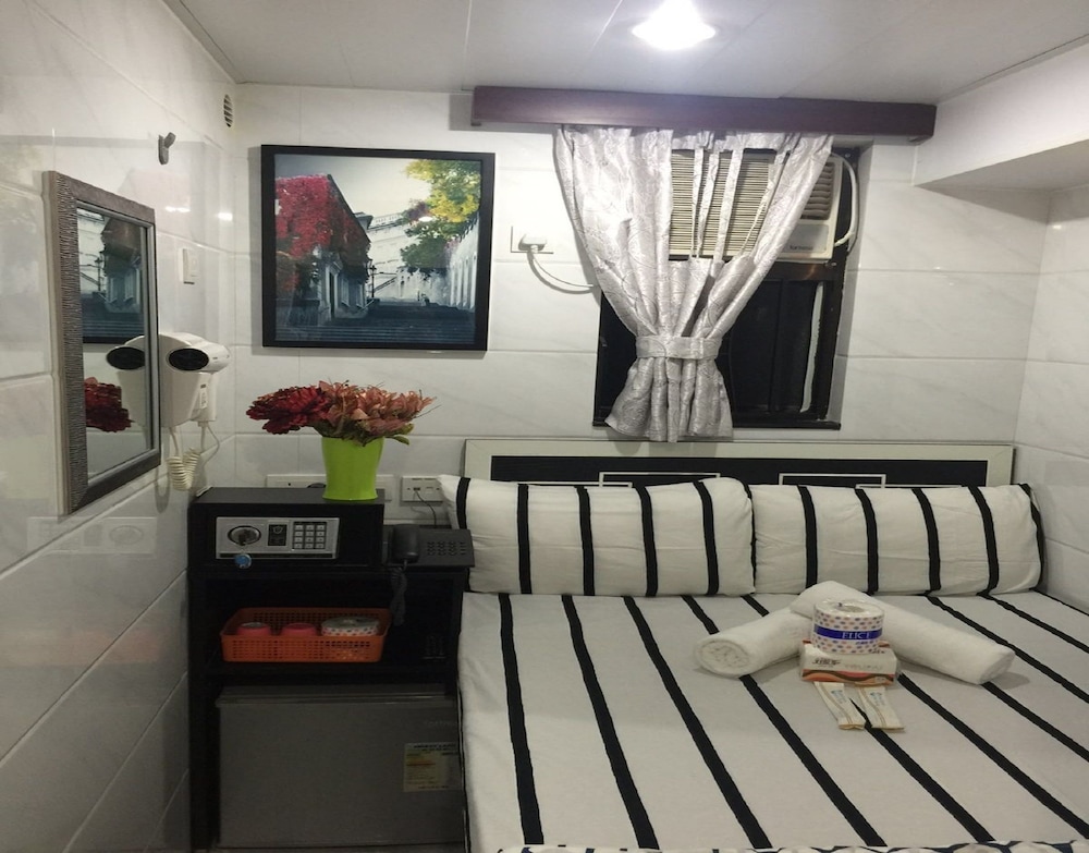 Hotel Skylark 40/61