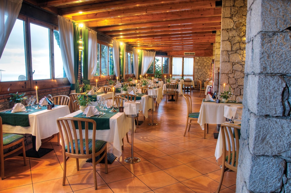 Hotel Ariston and Palazzo Santa Caterina 35/50