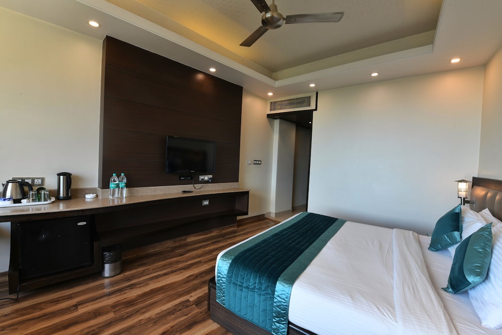 The Cedar Grand Hotel And Spa 15/32