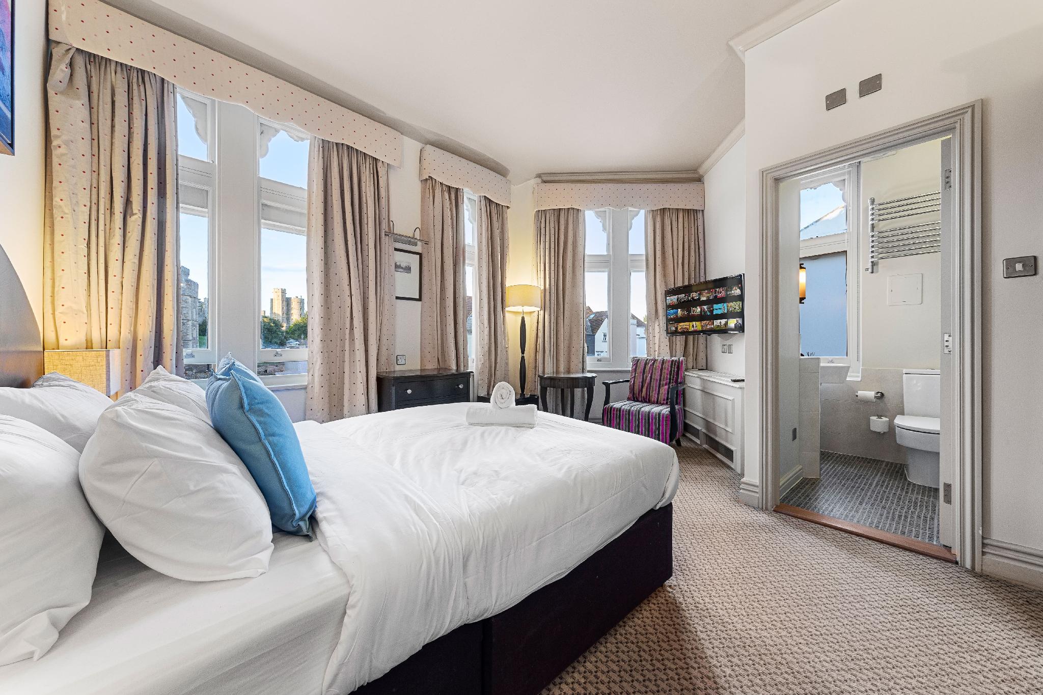 Room, Double Bed, Castle View