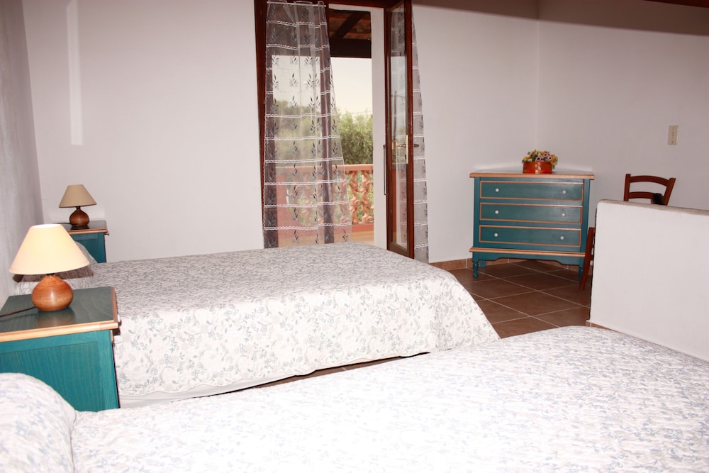 Chambres Dhotes Le Clos Des Oliviers 18/50