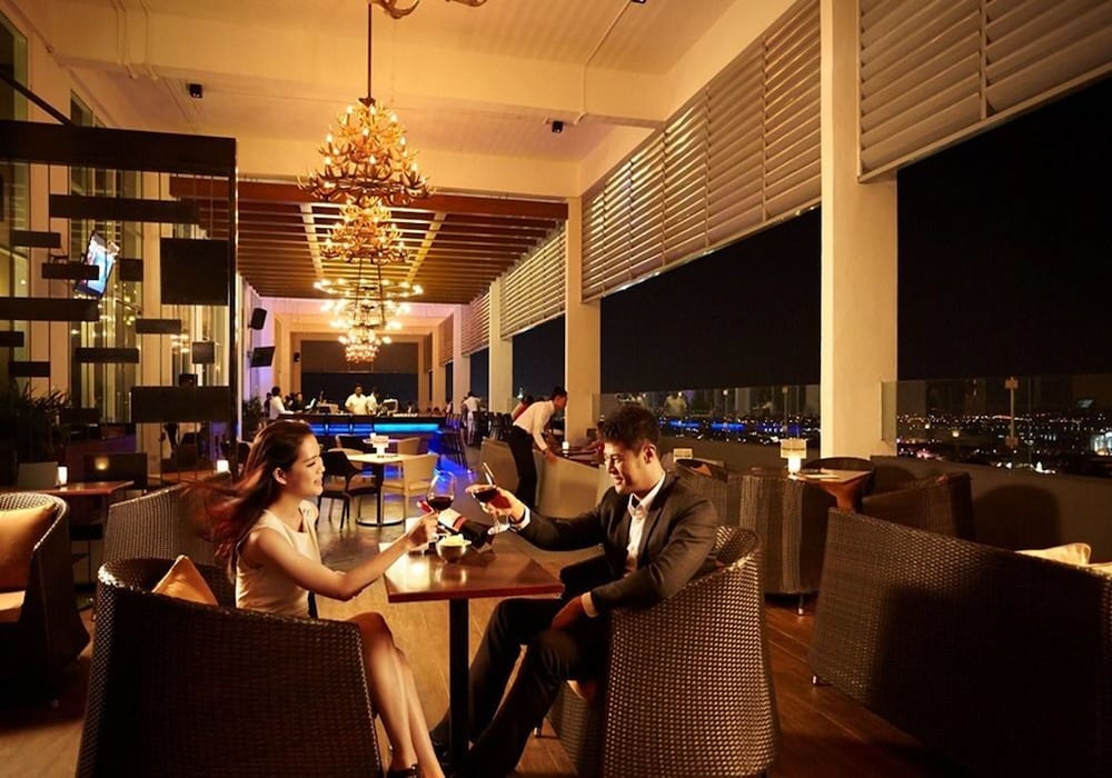 Hatten Hotel 41/68