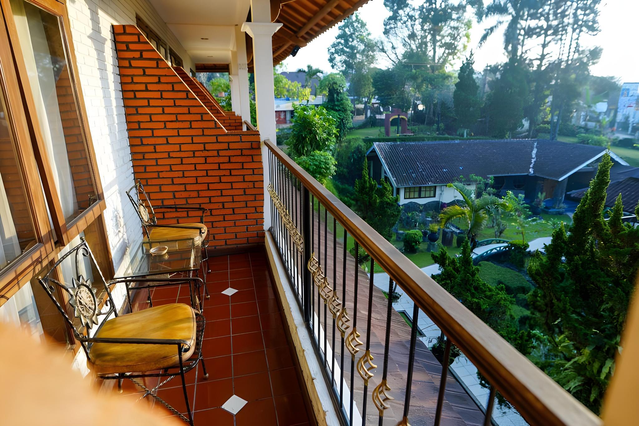 Hotel Taman Sari 9/50