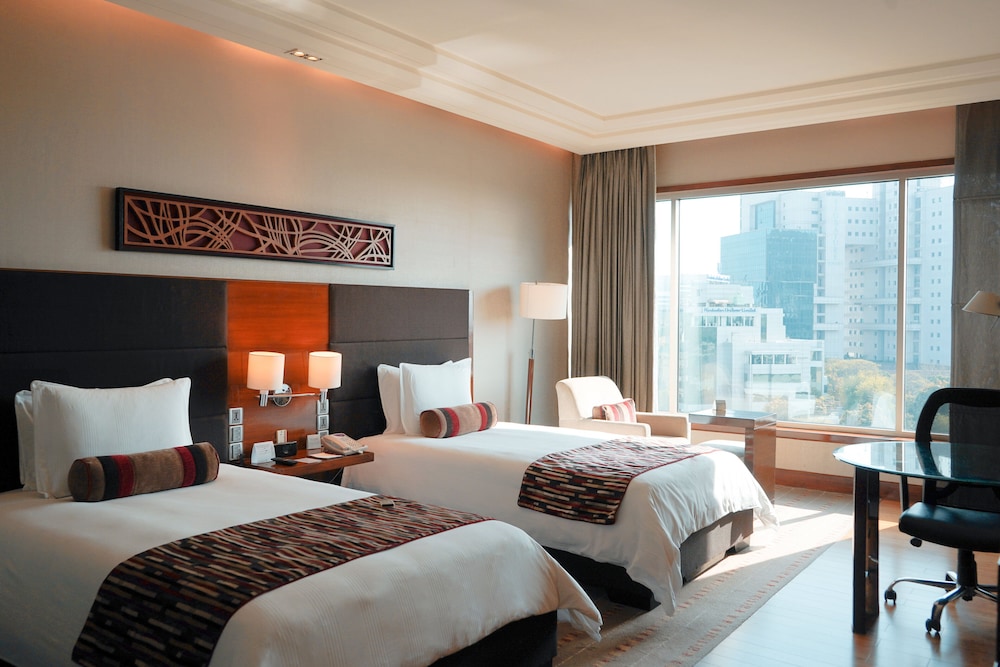 Crowne Plaza Gurgaon 20/82