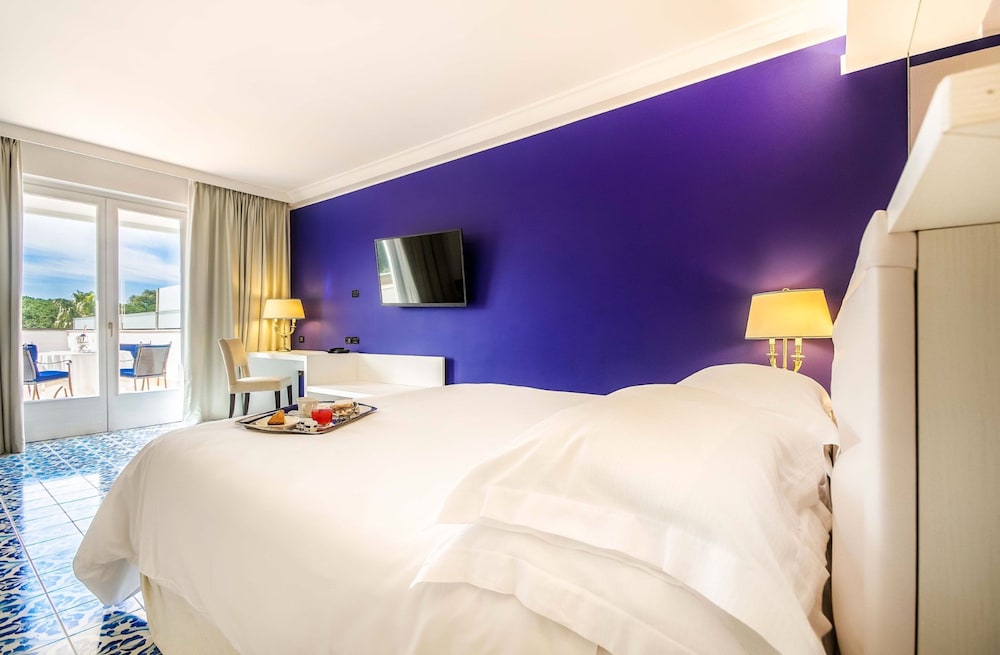Savoy Beach Hotel 17/50