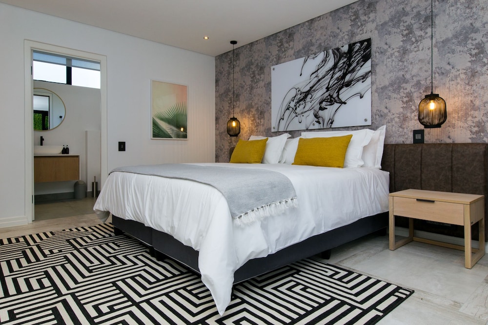 Central Beach Villas 5/28