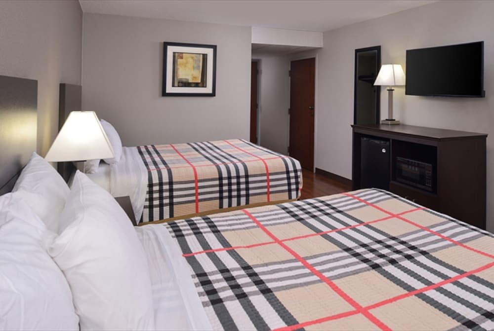 FairBridge Inn Express Monroe City 12/28