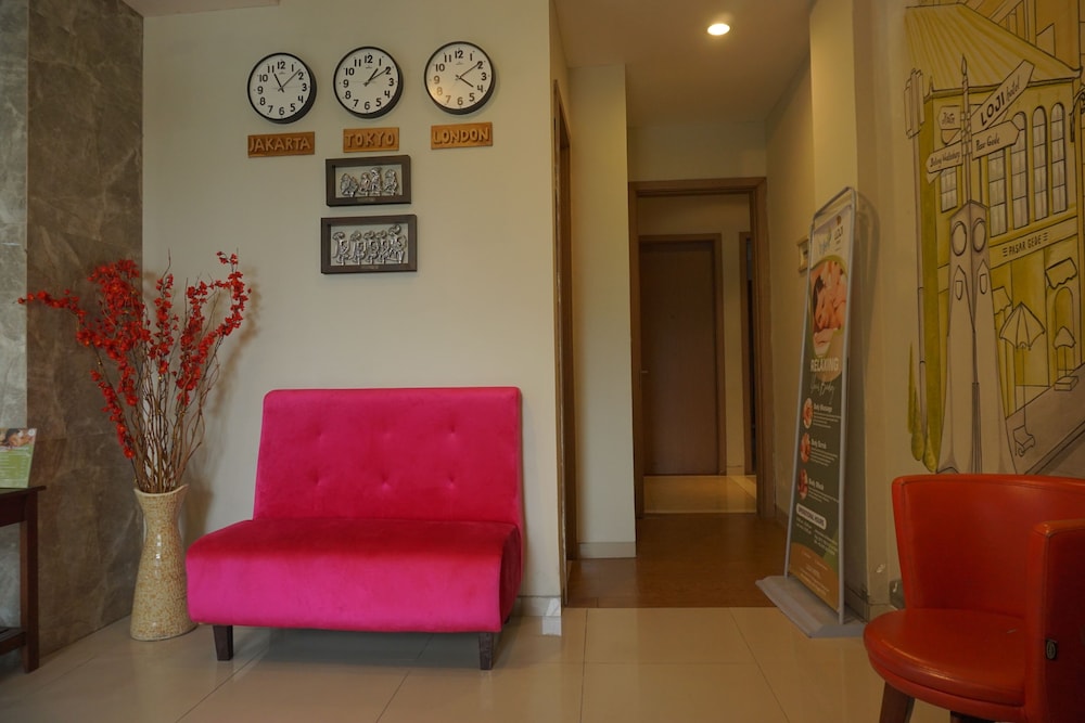 Loji Hotel Solo 40/64