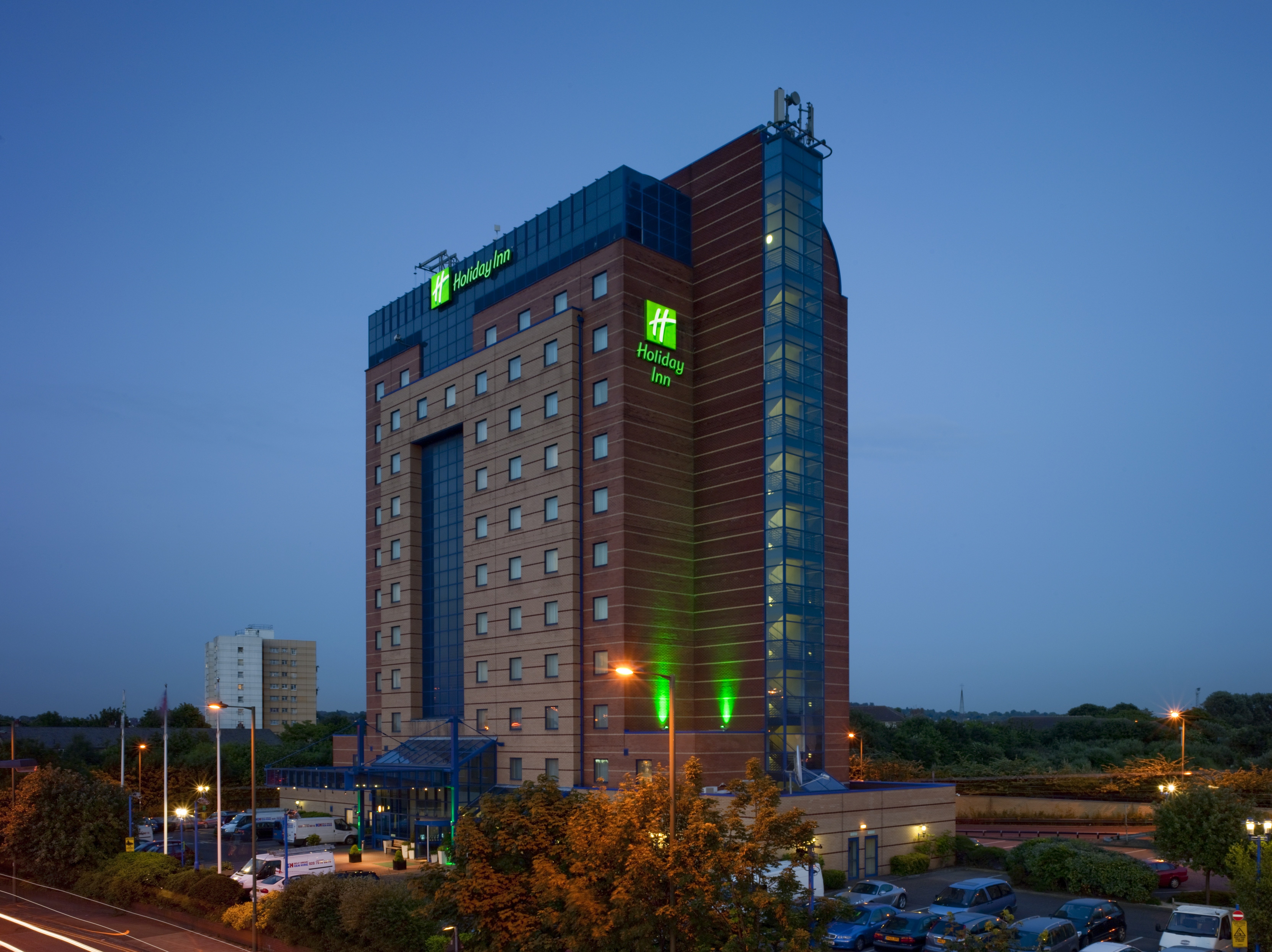HOLIDAY INN LONDON BRENT CROSS 3/46