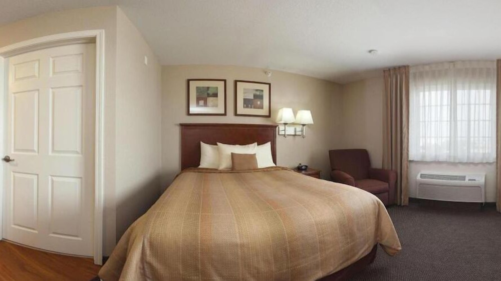 Candlewood Suites Indianapolis Northwest 16/74