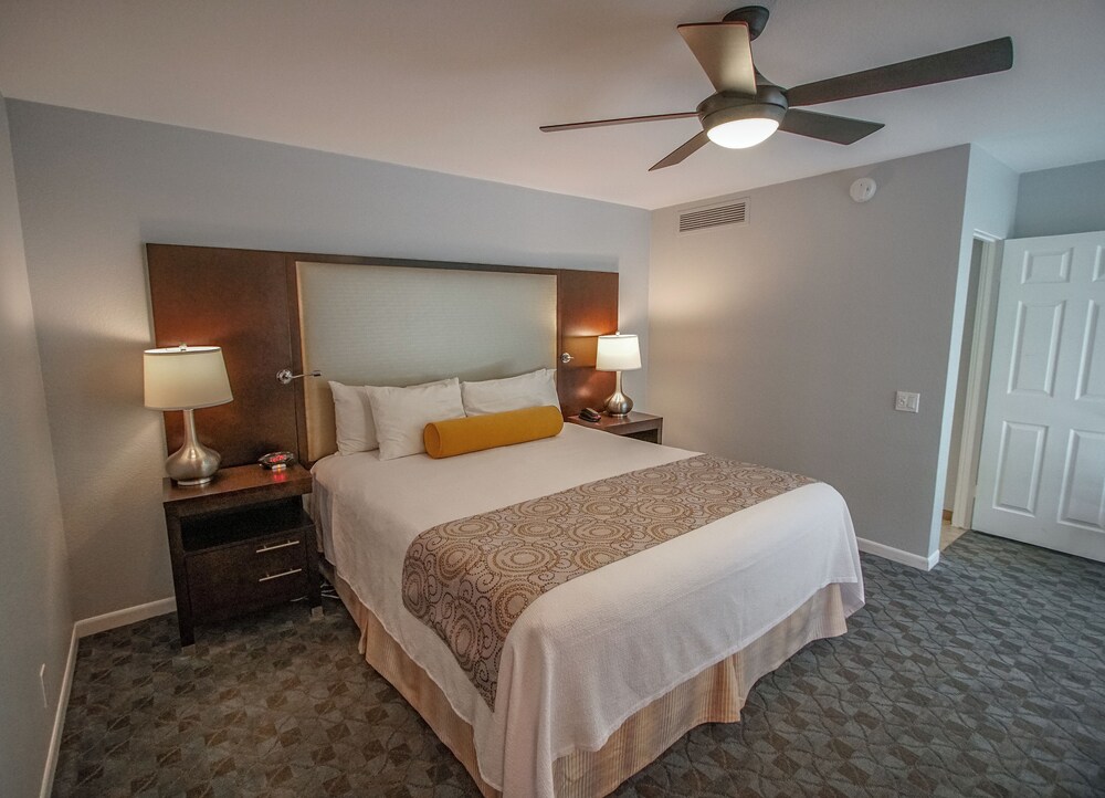 Getaways At Palm Springs Tennis Club 24/50