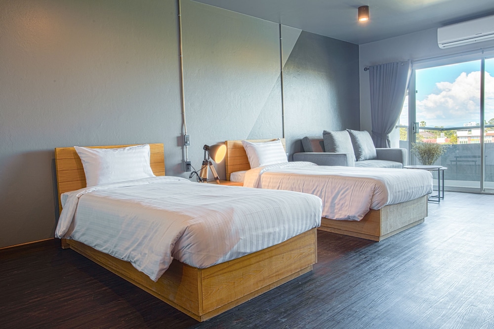 Get Zleep Premium Budget Hotel 16/59