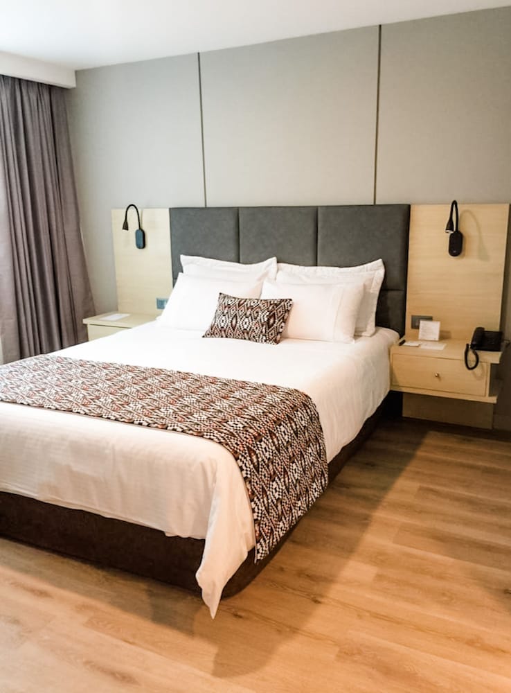 Novelty Suites Hotel 17/77