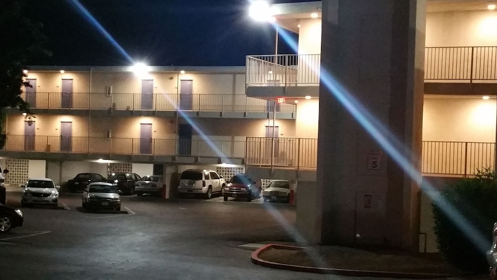 Motel6 Oceanside, CA - Marina 29/32