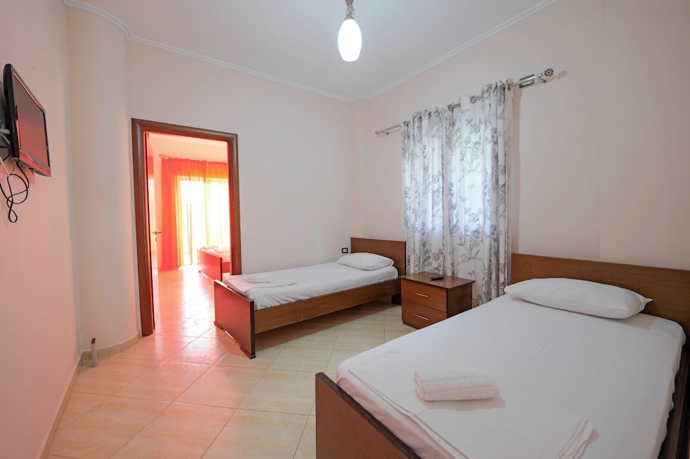 Melsi Apartments 14/50