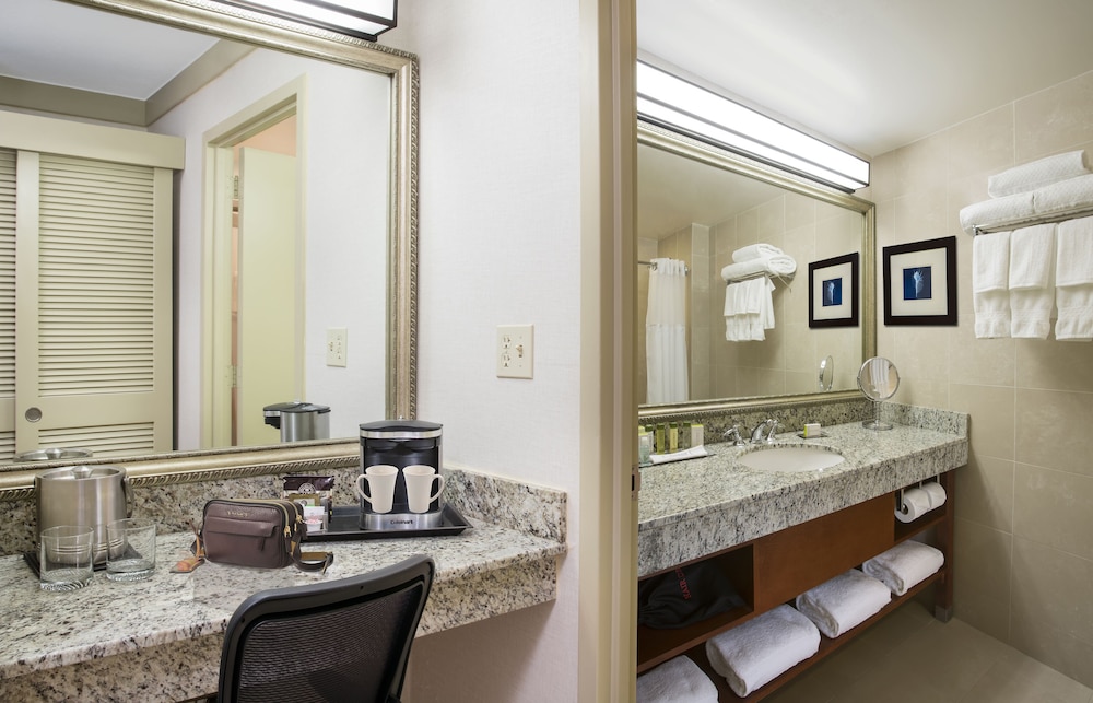 DoubleTree by Hilton Hotel Miami Airport and Convention Center 50/81