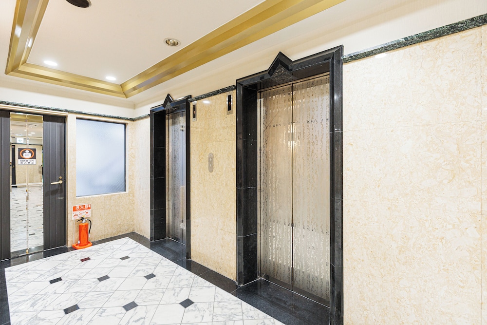 Amemura Garden Hotel 25/35