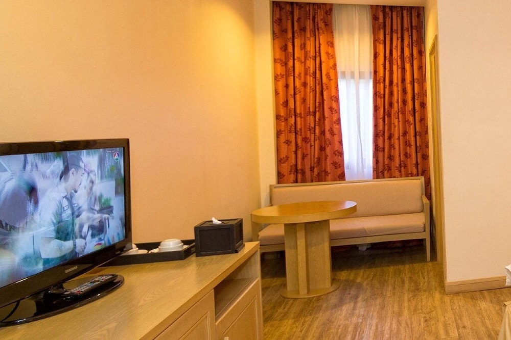 Panya Resort Hotel 40/50