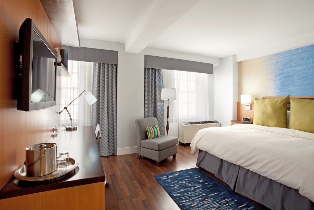 Hotel Indigo Baton Rouge Downtown 18/83