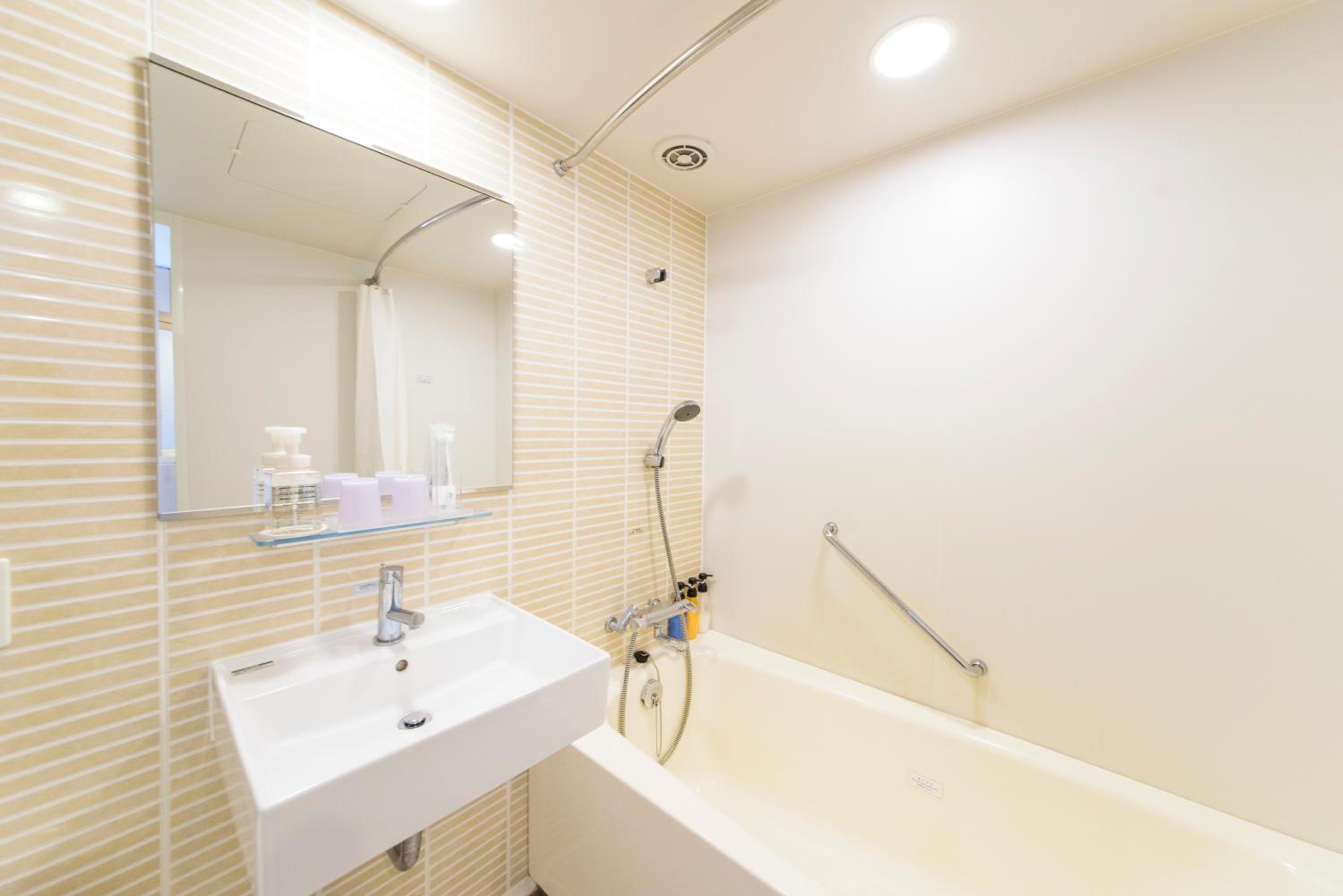 غرفة كومفورت بسريرين منفصلين، Nishitetsu Resort Inn Naha 4/6