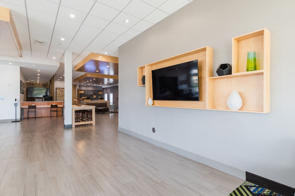 Holiday Inn Express & Suites Columbia Downtown – The Vista 23/60