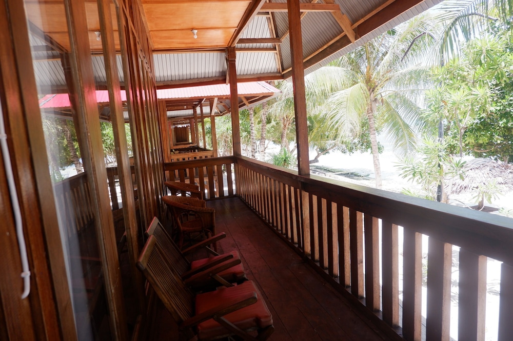 Wakatobi Patuno Resort by SAHID 11/58