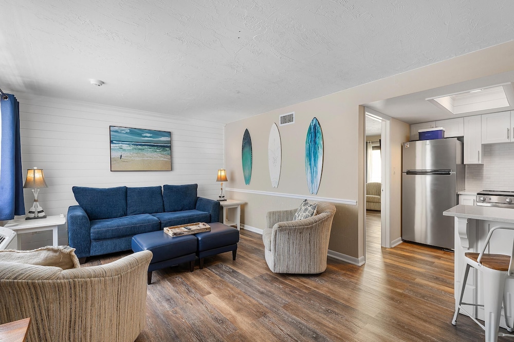 Coastal Waters Inn 64/74