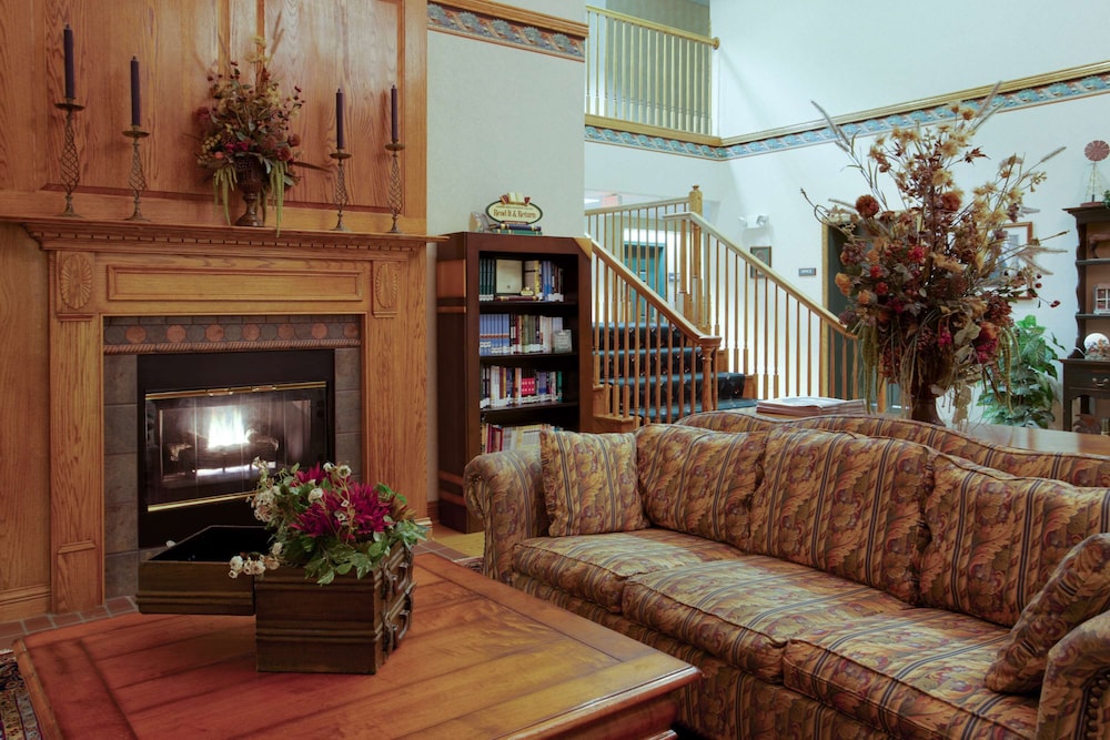 Parkview Inn & Suites, Lancaster Amish Country, PA 1/26