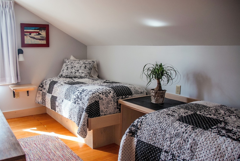 Top Notch Inn 34/69