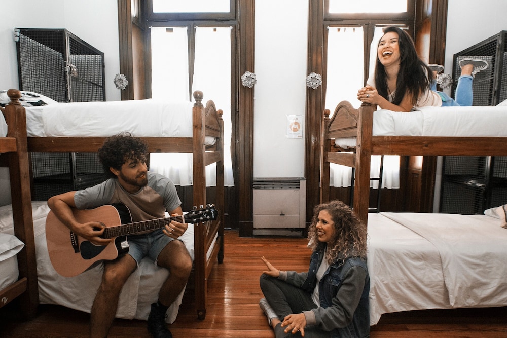 Milhouse Hostel Hipo 48/57