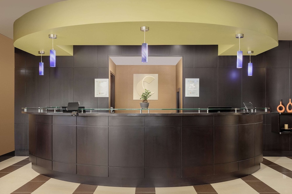 Comfort Suites Lake City 5/50